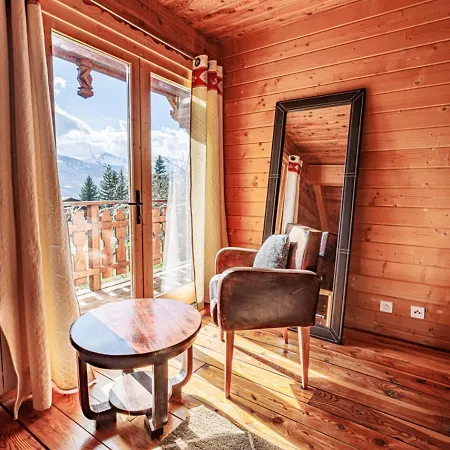 Grand 12p Chalet